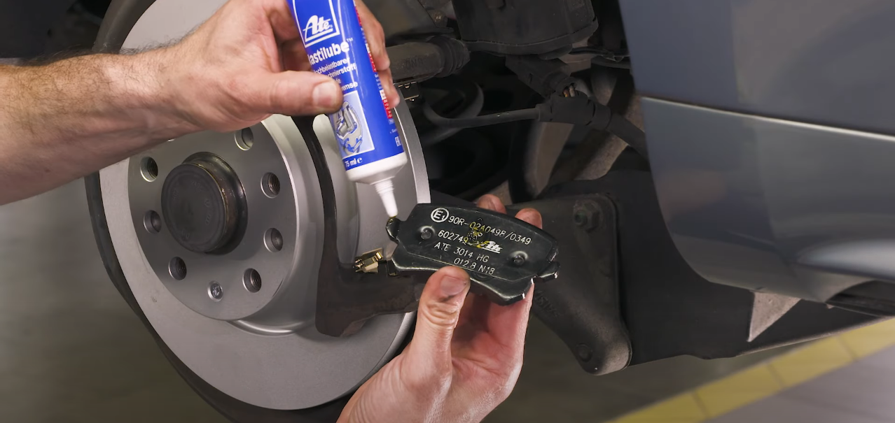 Bremsbeläge Richtig Fetten